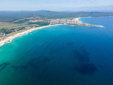 Bulgaristan 'ın Burgaz Bölgesi' ndeki Primorsko kasabasının şaşırtıcı hava manzarası