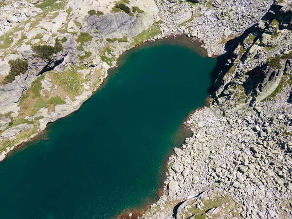 Vista Aérea Incrível Lago Assustador Lago Strashnoto Montanha Rila Bulgária — Fotografia de Stock