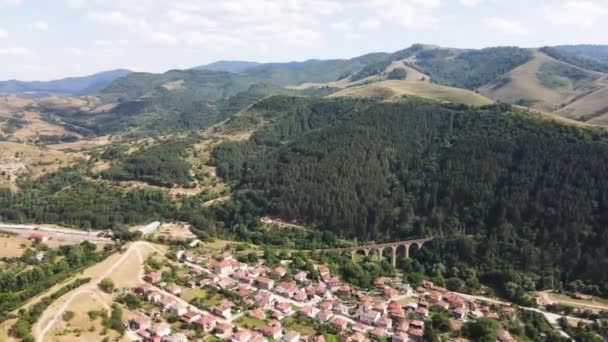 Αεροφωτογραφία Της Ιστορικής Πόλης Klisura Plovdiv Region Βουλγαρία — Αρχείο Βίντεο