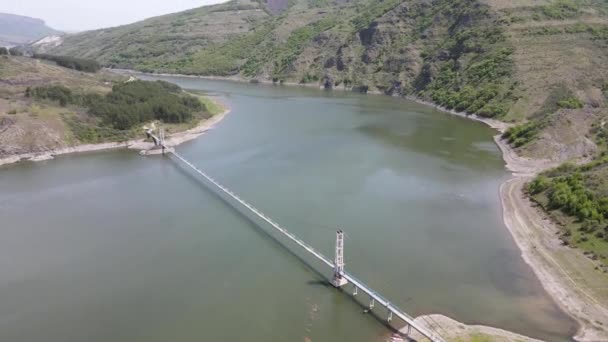 Вид Воздуха Лиситситситситский Мост Через Студенское Водохранилище Регион Карджали Болгария — стоковое видео