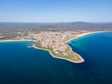 Bulgaristan 'ın Burgaz Bölgesi' ndeki Primorsko kasabasının şaşırtıcı hava manzarası