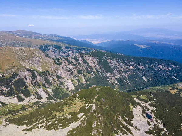 Bulgaristan Deve Tepesi Yakınlarındaki Rila Dağı Nın Şaşırtıcı Hava Manzarası — Stok fotoğraf