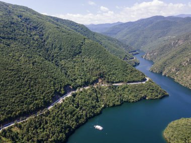 Vacha (Antonivanovtsi) Reservoir, Rodop Dağları, Filibe Bölgesi, Bulgaristan