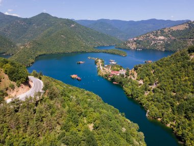 Vacha (Antonivanovtsi) Reservoir, Rodop Dağları, Filibe Bölgesi, Bulgaristan