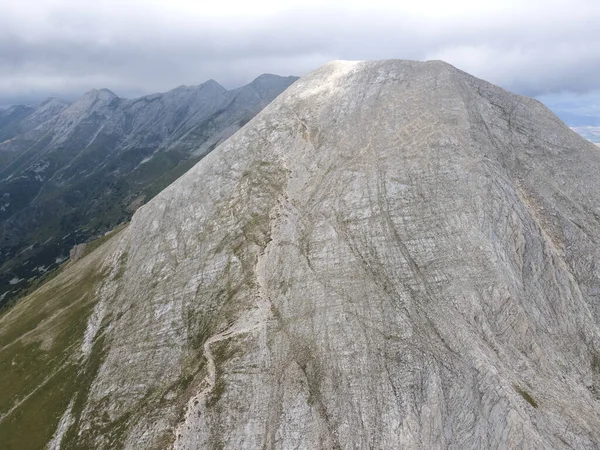Niesamowity Widok Lotu Ptaka Szczyt Vihren Góra Pirin Bułgaria — Zdjęcie stockowe