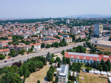 Bulgaristan 'ın Ulusal Kültür Sarayı yakınlarındaki Sofya kentinin şaşırtıcı hava manzarası