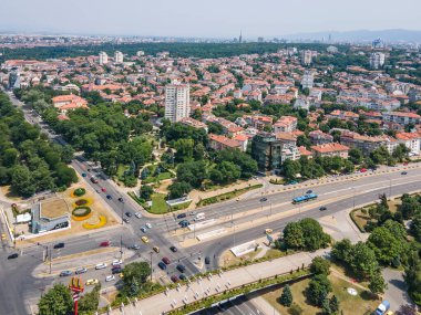 Bulgaristan 'ın Ulusal Kültür Sarayı yakınlarındaki Sofya kentinin şaşırtıcı hava manzarası