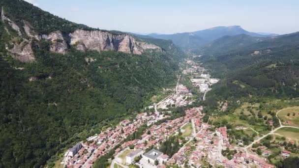 Légi Kilátás Város Teteven Balkán Hegység Lovech Régió Bulgária — Stock videók