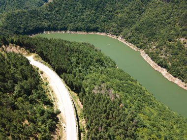Bulgaristan 'ın Smolyan Bölgesi, Tsankov kamak Barajı' nın hava manzarası