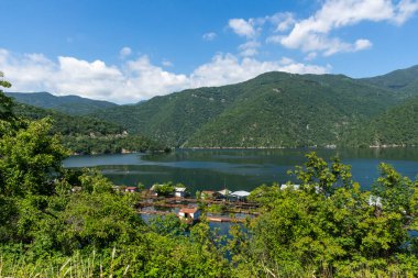 Vacha (Antonivanovtsi) Reservoir, Rodop Dağları, Filibe Bölgesi, Bulgaristan
