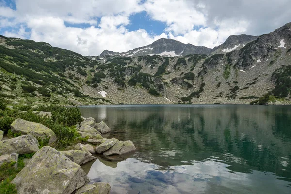 Pemandangan Gunung Pirin Yang Menakjubkan Dekat Danau Fish Banderitsa Bulgaria — Stok Foto