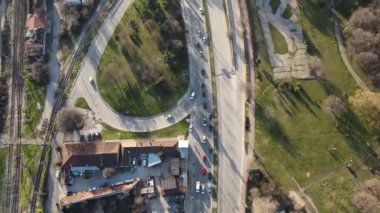 PLOVDIV, BULGARIA - 2 Şubat 2021: Bulgaristan 'ın Filibe kentindeki Komatevo karayolu kavşağının havadan görünüşü 