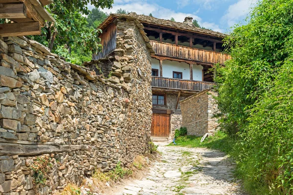 Aldeia Kovachevitsa Com Autênticas Casas Século Xix Região Blagoevgrad Bulgária — Fotografia de Stock