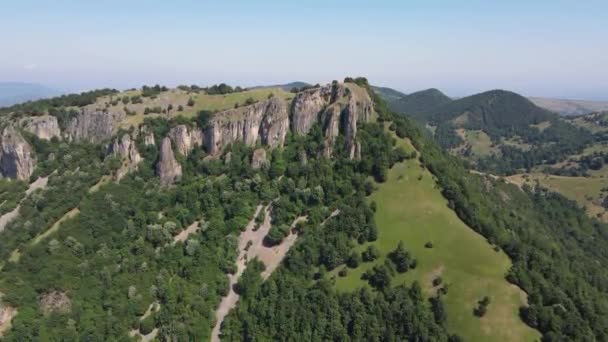 Flygfoto Över Balkan Mountain Nära Staden Teteven Lovech Region Bulgarien — Stockvideo