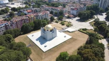 Bulgaristan 'ın Ruse ve Tuna Nehri kentindeki Ulusal Uyanış Kahramanlarının Hava Görüşü