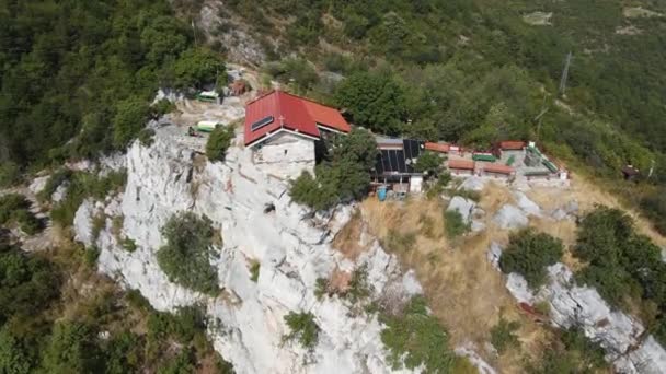 Flygfoto Över Saint Demetrius Thessaloniki Kyrka Nära Asenovgrad Plovdiv Region — Stockvideo