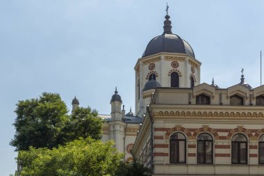 BUCHAREST, ROMANIA - 16 Ağustos 2021: Bükreş, Romanya 'nın merkezindeki Yeni Kilise Aziz Spyridon
