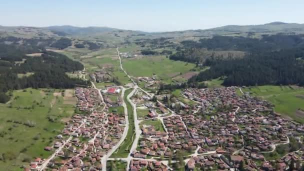 Αεροφωτογραφία Της Ιστορικής Πόλης Koprivshtitsa Περιφέρεια Σόφιας Βουλγαρία — Αρχείο Βίντεο