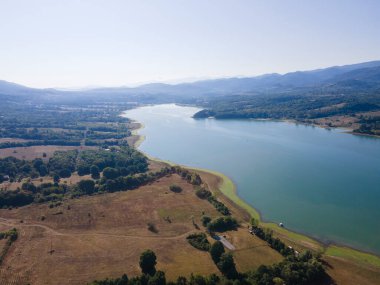 Bulgaristan 'ın Sopot Reservoir, Lovech Bölgesinin hava manzarası