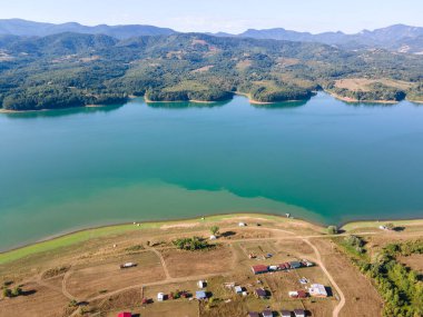 Bulgaristan 'ın Sopot Reservoir, Lovech Bölgesinin hava manzarası