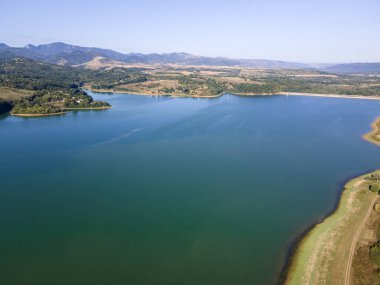Bulgaristan 'ın Sopot Reservoir, Lovech Bölgesinin hava manzarası