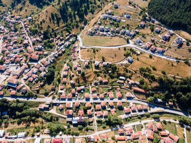 Bulgaristan 'ın Smolyan Bölgesi, Trigrad köyünün hava manzarası