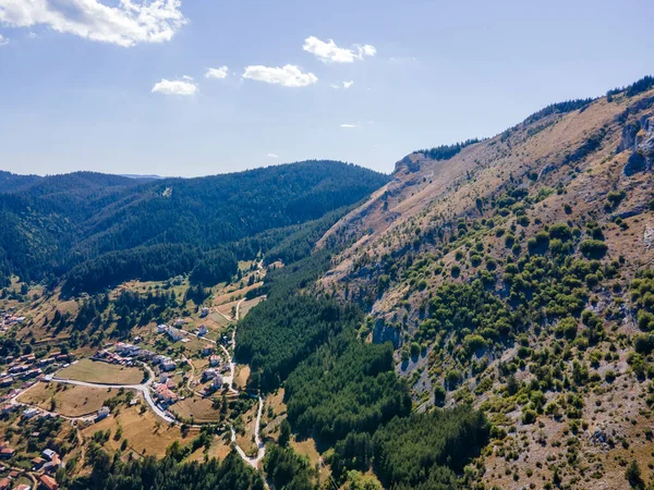 Vista Aerea Del Villaggio Trigrad Regione Smolyan Bulgaria — Foto Stock