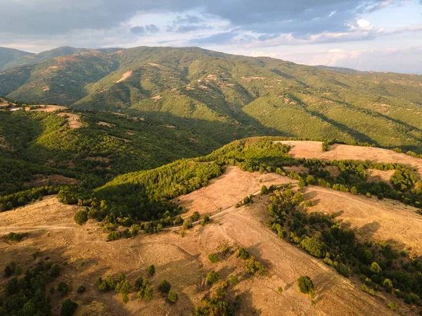 Vista Aérea Atardecer Montaña Ograzhden Región Blagoevgrad Bulgaria —  Fotos de Stock