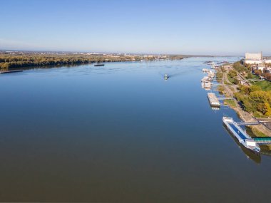 Bulgaristan 'ın Tuna Nehri ve Rusçuk Kenti' nin şaşırtıcı hava manzarası