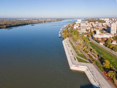 Bulgaristan 'ın Tuna Nehri ve Rusçuk Kenti' nin şaşırtıcı hava manzarası