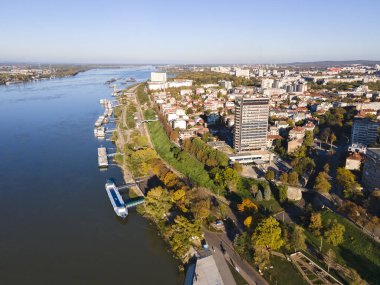 Bulgaristan 'ın Tuna Nehri ve Rusçuk Kenti' nin şaşırtıcı hava manzarası
