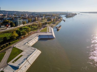Bulgaristan 'ın Tuna Nehri ve Rusçuk Kenti' nin şaşırtıcı hava manzarası