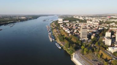 Bulgaristan 'ın Tuna Nehri ve Rusçuk Kenti' nin şaşırtıcı hava manzarası