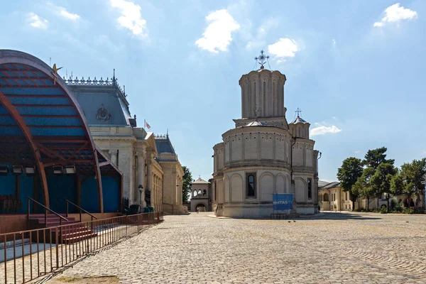 Bucharest Rumania Agosto 2021 Palacio Patriarcal Catedral Los Santos Constantino —  Fotos de Stock