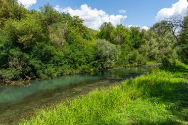 Bulgaristan 'ın Altın Panega Nehri boyunca Iskar Panega Geopark' ın inanılmaz manzarası