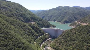 Bulgaristan 'ın Smolyan Bölgesi, Tsankov kamak Barajı' nın hava manzarası
