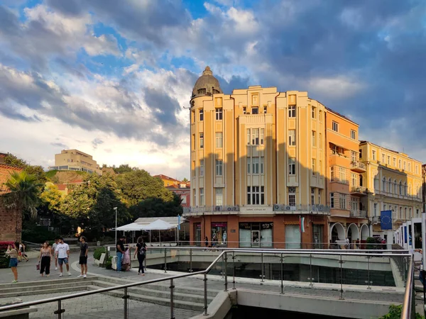 Plovdiv Bulgaria 2021年8月6日 保加利亚普罗夫迪夫市Dzhumaya广场的日落美景 — 图库照片