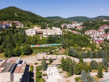 Bulgaristan 'ın Smolyan kentinin şaşırtıcı hava manzarası