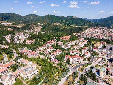 Bulgaristan 'ın Smolyan kentinin şaşırtıcı hava manzarası