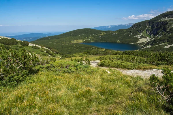 Alt göl, Rila yedi göller, Rila Dağı — Stok fotoğraf