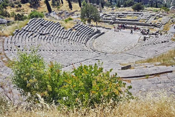 O teatro em sítio arqueológico grego antigo de Delphi , — Fotografia de Stock