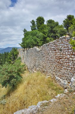 Lamia castle kentinin duvar