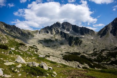 Pirin dağ Yalovarnika doruklarına şaşırtıcı panorama