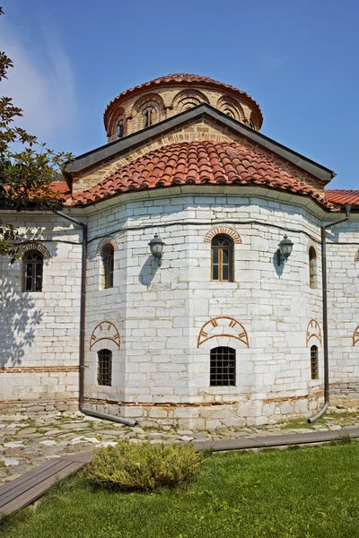 중세 Bachkovo 수도원에 주요 교회 — 스톡 사진
