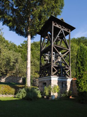Sırbistan 'ın Ortaçağ Temski manastırının panoramik manzarası Aziz George, Pirot Bölgesi