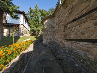 Sırbistan 'ın Ortaçağ Temski manastırının panoramik manzarası Aziz George, Pirot Bölgesi