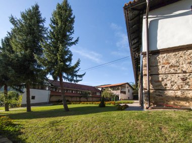 Sırbistan 'ın Ortaçağ Temski manastırının panoramik manzarası Aziz George, Pirot Bölgesi