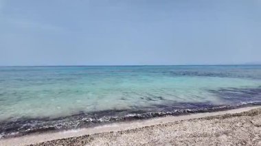 Yunanistan 'ın İyon Adaları' ndaki Agios Ioannis plajı yakınlarındaki Lefkada Sahili 'nin Muhteşem Panoraması