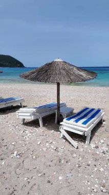 Yunanistan 'ın İyon Adaları' ndaki Agios Ioannis plajı yakınlarındaki Lefkada Sahili 'nin Muhteşem Panoraması