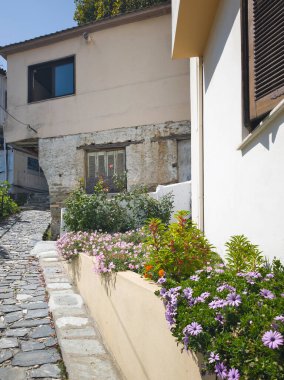 Yunanistan 'ın Pelion Dağı' ndaki Makrirrachi Köyü 'nün inanılmaz manzarası